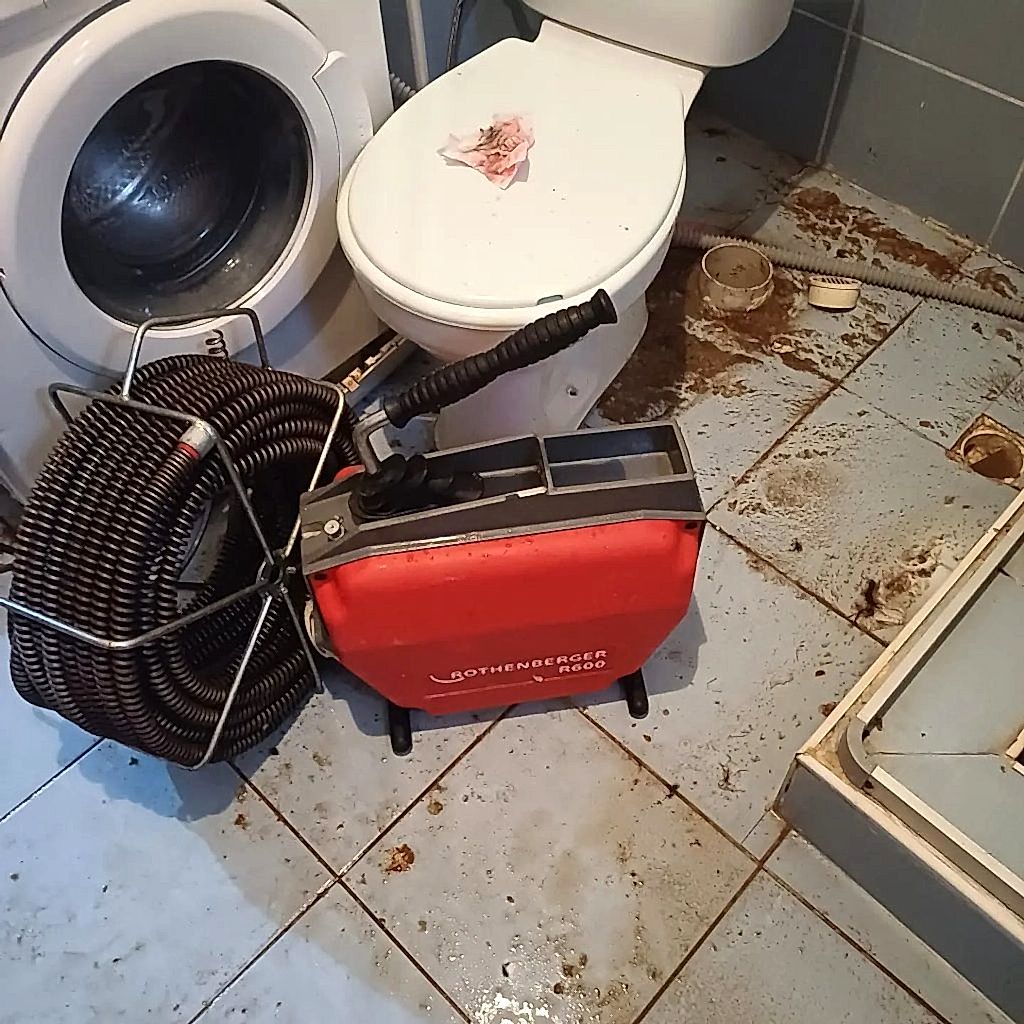 Tıkanıklık açma Tuvalet Tıkanıklığı Nasıl Açılır?